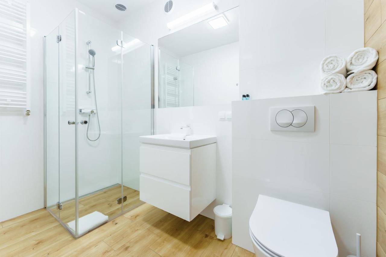 Apartament Morski Navigator By Holidaysun كولوبرزيغ المظهر الخارجي الصورة
