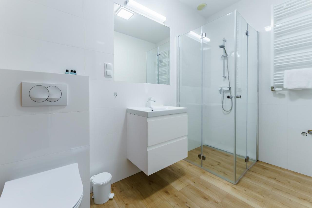 Apartament Morski Navigator By Holidaysun كولوبرزيغ المظهر الخارجي الصورة